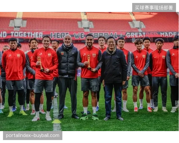 卫冕冠军上海海港创队史最差半程,加布里埃尔等核心伤缺致球队断崖式下滑 卫冕冠军上海海港创队史最差半程,加布里埃尔等核心伤缺致球队断崖式下滑
